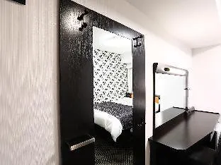 Apa Hotel Kobe Sannomiya Ekimae 3*,